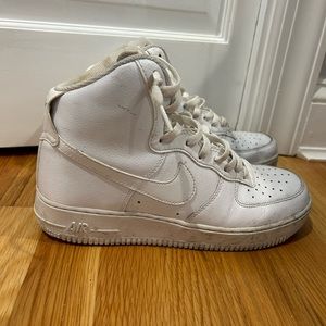 High top AF1’s